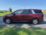 Used 2023 Kia Carnival LX image 4