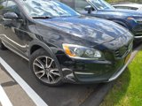 Used 2015 Volvo V60 T5 Cross Country image 3