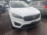 Used 2017 Kia Sorento LX w/ LX Convenience Package image 3