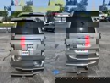 Used 2017 Dodge Grand Caravan SXT image 6