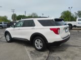 Used 2022 Ford Explorer XLT image 3