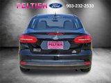 Used 2018 Ford Focus SE w/ SE Appearance Package image 5
