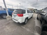 Used 2015 GMC Terrain SLT image 3