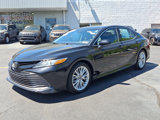 Used 2018 Toyota Camry XLE image 3