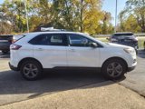 Used 2022 Ford Edge SEL w/ Sport Appearance Package image 2