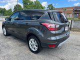 Used 2017 Ford Escape SE image 3