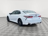 Used 2023 Toyota Camry SE image 5