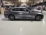 Certified 2022 BMW 330i xDrive Sedan w/ Driving Assistance Package image 5