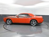 Used 2010 Dodge Challenger R/T image 2