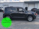 New 2023 Jeep Renegade Latitude w/ Sun/Sound Group image 3