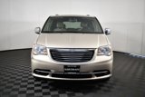 Used 2013 Chrysler Town & Country Touring-L w/ Premium Group image 2