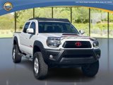 Used 2015 Toyota Tacoma PreRunner w/ TRD Sport Package image 3