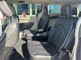 Certified 2023 Chrysler Pacifica Limited image 4