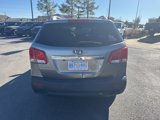 Used 2012 Kia Sorento LX w/ Convenience Pkg image 3
