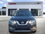 Used 2018 Nissan Rogue SL image 2