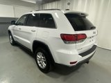 Used 2020 Jeep Grand Cherokee Laredo image 2