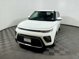Used 2022 Kia Soul LX image 3