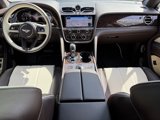 New 2025 Bentley Bentayga image 5