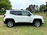Used 2022 Jeep Renegade Latitude image 3
