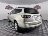 Used 2016 Chevrolet Traverse LT w/ Style and Technology Package image 5