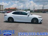 Used 2024 Toyota Camry SE image 3