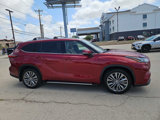 Used 2021 Toyota Highlander Platinum image 6