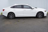 Used 2017 Chevrolet Malibu LT image 2