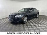 Used 2016 Chrysler 300 C image 3
