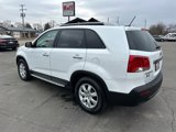 Used 2013 Kia Sorento LX w/ Convenience Pkg image 3