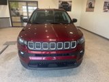 Used 2022 Jeep Compass Latitude image 2
