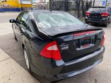 Used 2010 Ford Fusion SE image 2