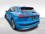 Used 2019 Audi e-tron Prestige w/ Prestige Package image 4