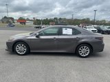 Used 2021 Toyota Camry LE image 4