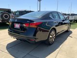 Used 2022 Nissan Altima 2.5 SV image 5