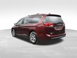 Used 2017 Chrysler Pacifica Touring-L Plus image 2