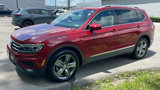 Used 2018 Volkswagen Tiguan SEL Premium w/ 3rd Row Seat Package image 3