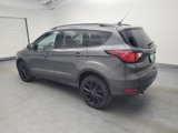 Used 2019 Ford Escape SE image 3
