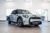 Used 2022 MINI Cooper S image 4