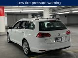 Used 2017 Volkswagen Golf SE image 5