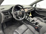 New 2025 Porsche Macan image 4
