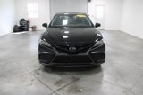 Used 2022 Toyota Camry SE image 3