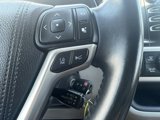 Used 2017 Toyota Highlander LE image 3