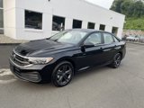Used 2024 Volkswagen Jetta SE w/ Black Wheel Package image 2