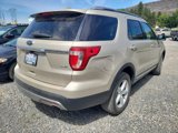 Used 2017 Ford Explorer XLT w/ Equipment Group 202A image 4