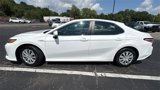 Used 2018 Toyota Camry LE image 2