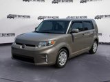 Used 2015 Scion xB image 3