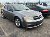Used 2012 Dodge Avenger SE image 2