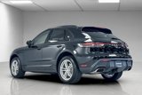 Used 2025 Porsche Macan image 3
