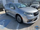 Used 2021 Chrysler Pacifica Touring-L image 6