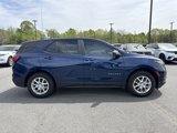 Used 2023 Chevrolet Equinox LS image 2